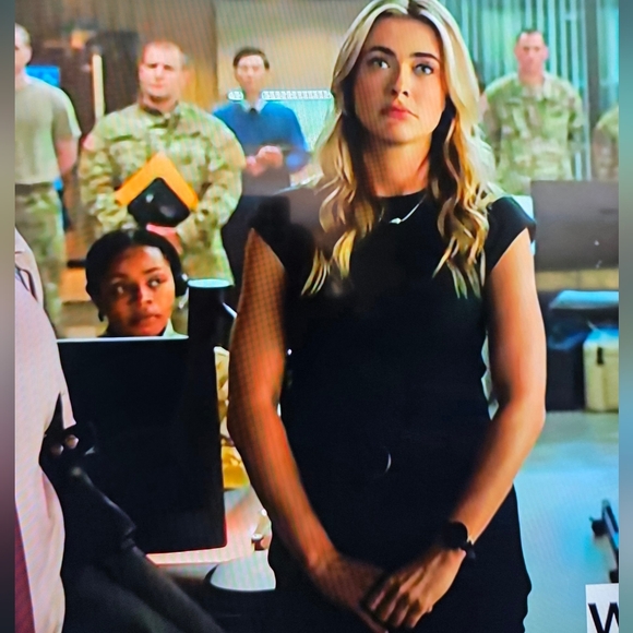 7 For All Mankind Black Muscle Tee Size Medium - Picture 5 of 8